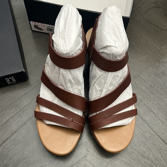 Naturalizer Women's Cynthia Wedge Sandal - Picture 4 of 7